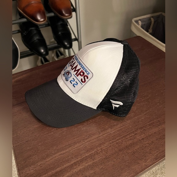 NWOT Colorado Avalanche 2022 Western Conference Champs Snapback Hat - Picture 2 of 4